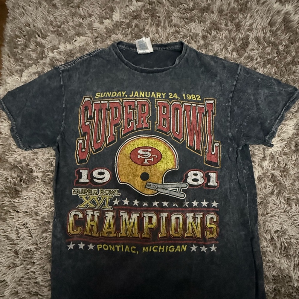 Super Bowl Graphic T-Shirt